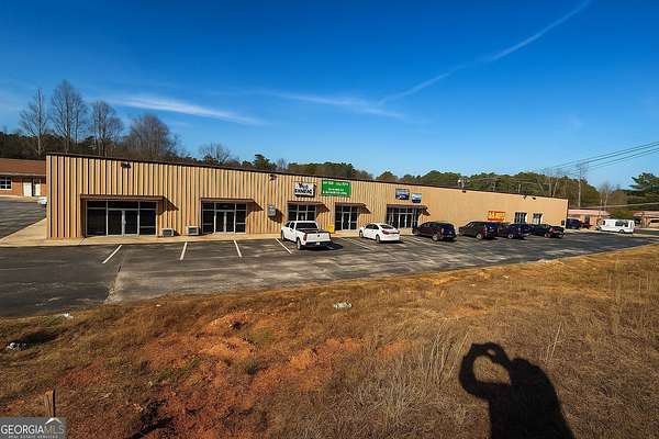 1.9 Acres of Improved Commercial Land for Sale in Lithonia, Georgia
