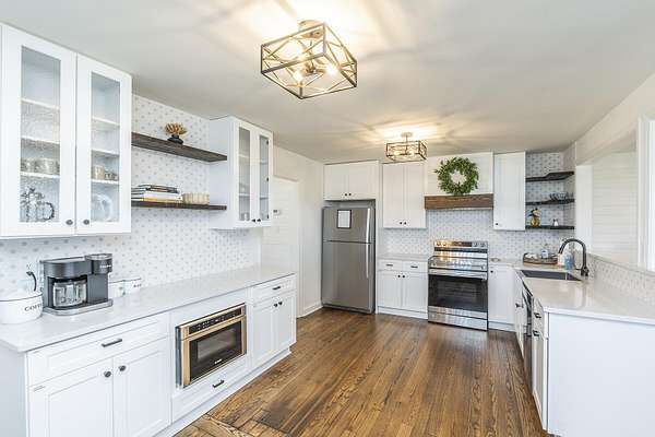 2.68 Acres of Residential Land with Home for Sale in Harrodsburg, Kentucky