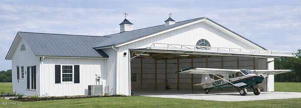 5 Acres of Residential Land for Sale in Canton, Mississippi