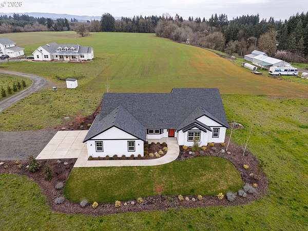 1.8 Acres of Land with Home for Sale in McMinnville, Oregon