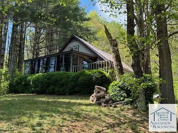 12.3 Acres of Land with Home for Sale in Woolwine, Virginia