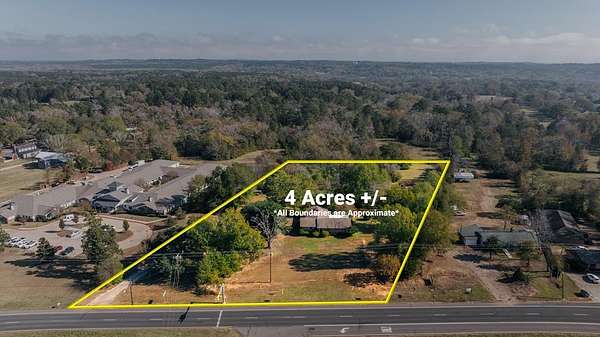 4.12 Acres of Improved Mixed-Use Land for Sale in Nacogdoches, Texas
