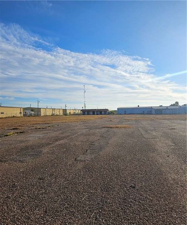 10 Acres of Improved Mixed-Use Land for Sale in Corpus Christi, Texas