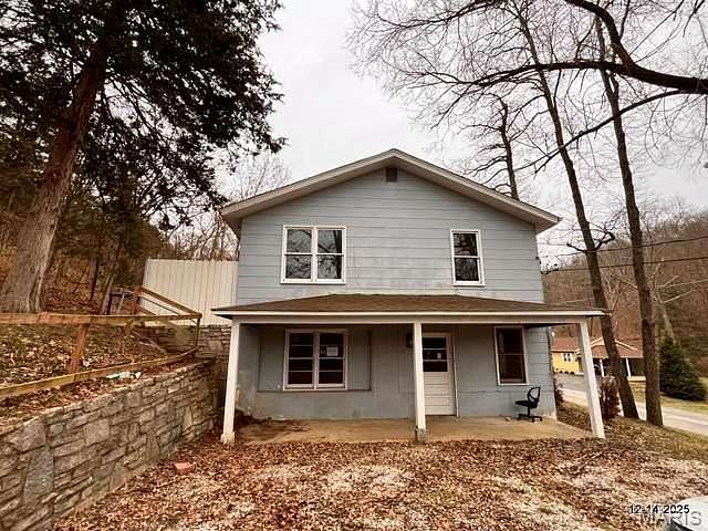 1.52 Acres of Residential Land with Home for Auction in Meramec Township, Missouri