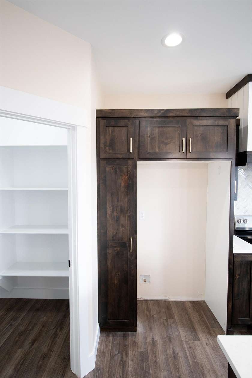 6.43 Acres of Residential Land with Home for Sale in Blackfoot, Idaho