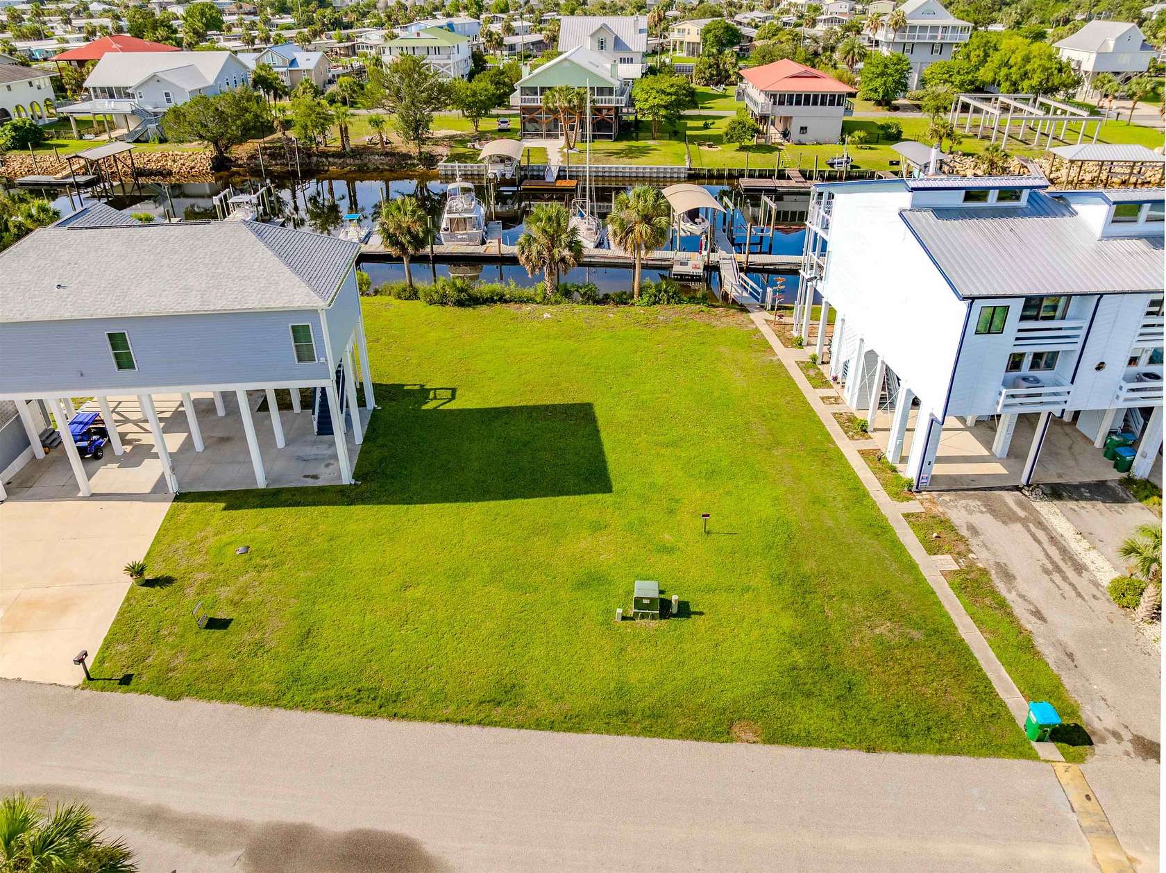 0.2 Acres of Residential Land for Sale in Crawfordville, Florida