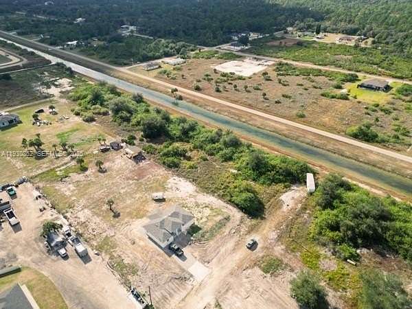 1.25 Acres of Residential Land for Sale in LaBelle, Florida