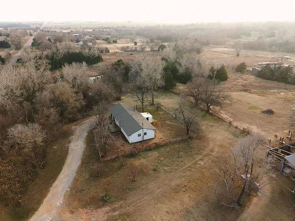 10 Acres of Recreational Land with Home for Sale in Enid, Oklahoma