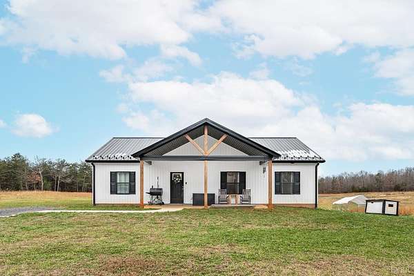 4.57 Acres of Land with Home for Sale in Brookneal, Virginia