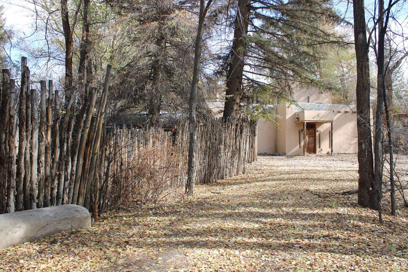 1.64 Acres of Residential Land with Home for Auction in Taos, New Mexico