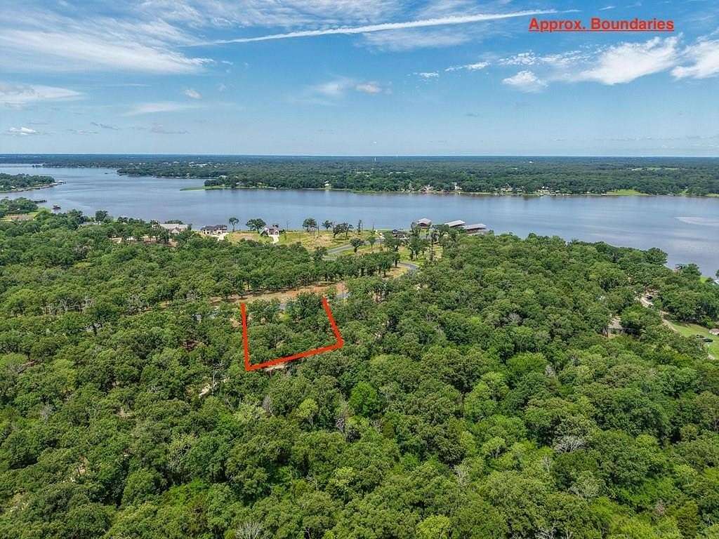 1.63 Acres of Residential Land for Sale in Malakoff, Texas