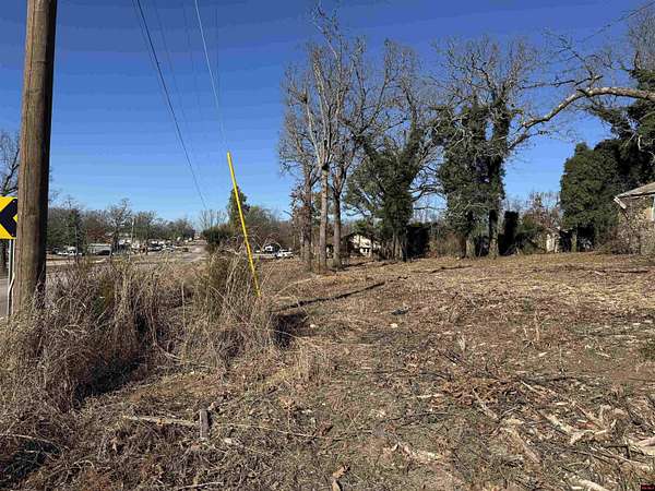 1.69 Acres of Mixed-Use Land for Sale in Mountain Home, Arkansas
