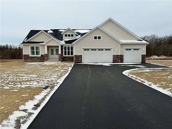 1.5 Acres of Residential Land with Home for Sale in Canfield, Ohio