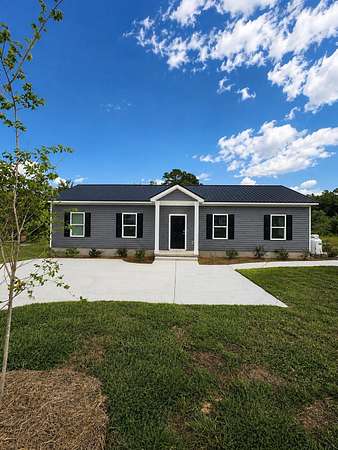 1.5 Acres of Land with Home for Sale in Walterboro, South Carolina