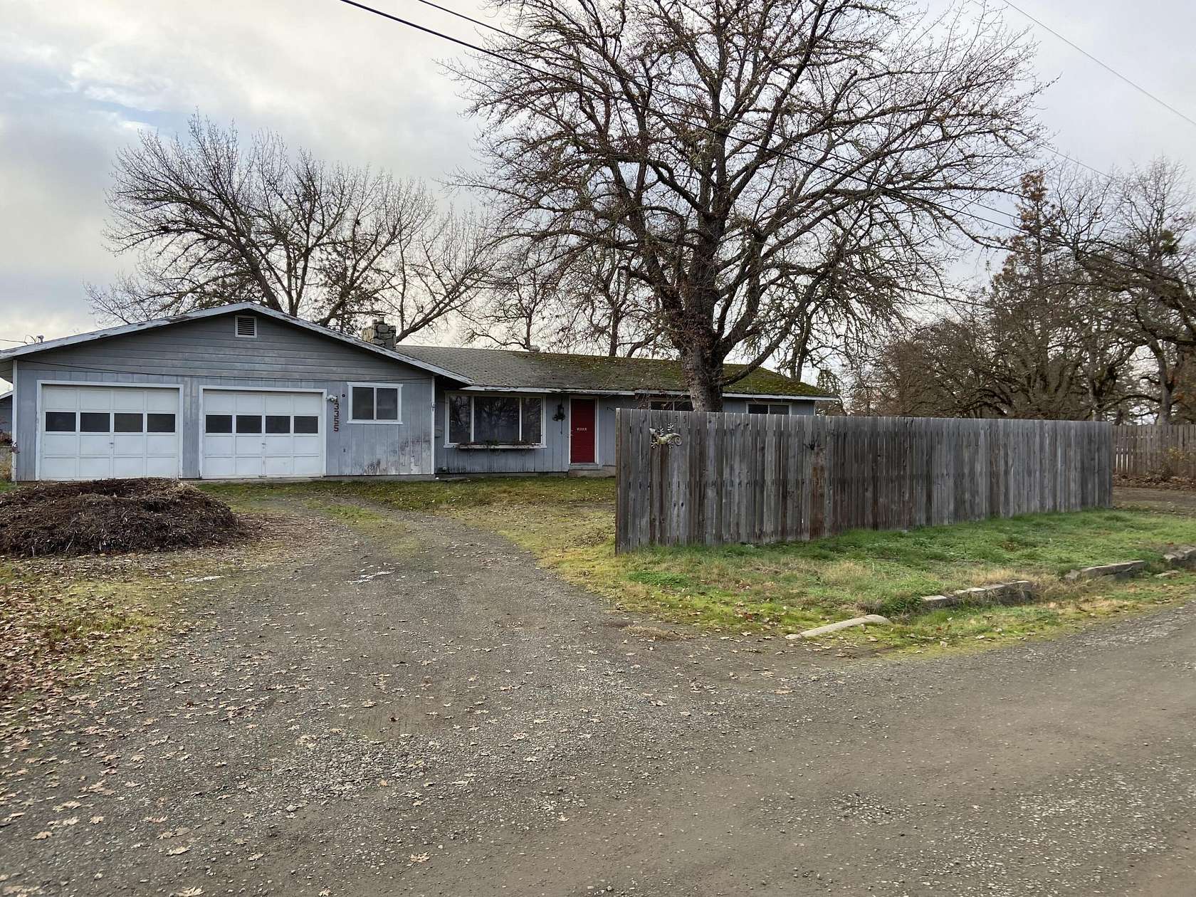 5.28 Acres of Land with Home for Sale in White City, Oregon