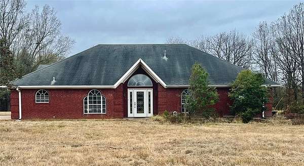 33.4 Acres of Agricultural Land with Home for Sale in Detroit, Texas