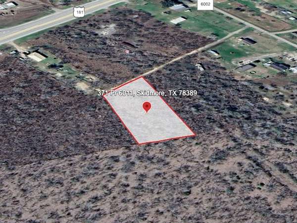 1.3 Acres of Land for Sale in Skidmore, Texas