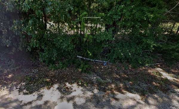 7.5 Acres of Residential Land for Sale in Blossom, Texas