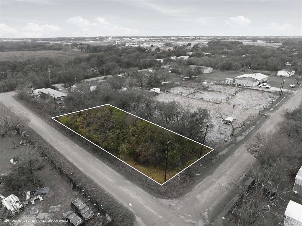 0.27 Acres of Residential Land for Sale in Elm Mott, Texas