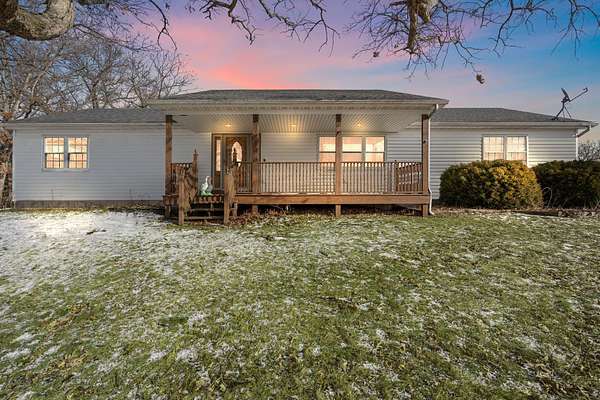 1.62 Acres of Residential Land with Home for Sale in Lake Village, Indiana