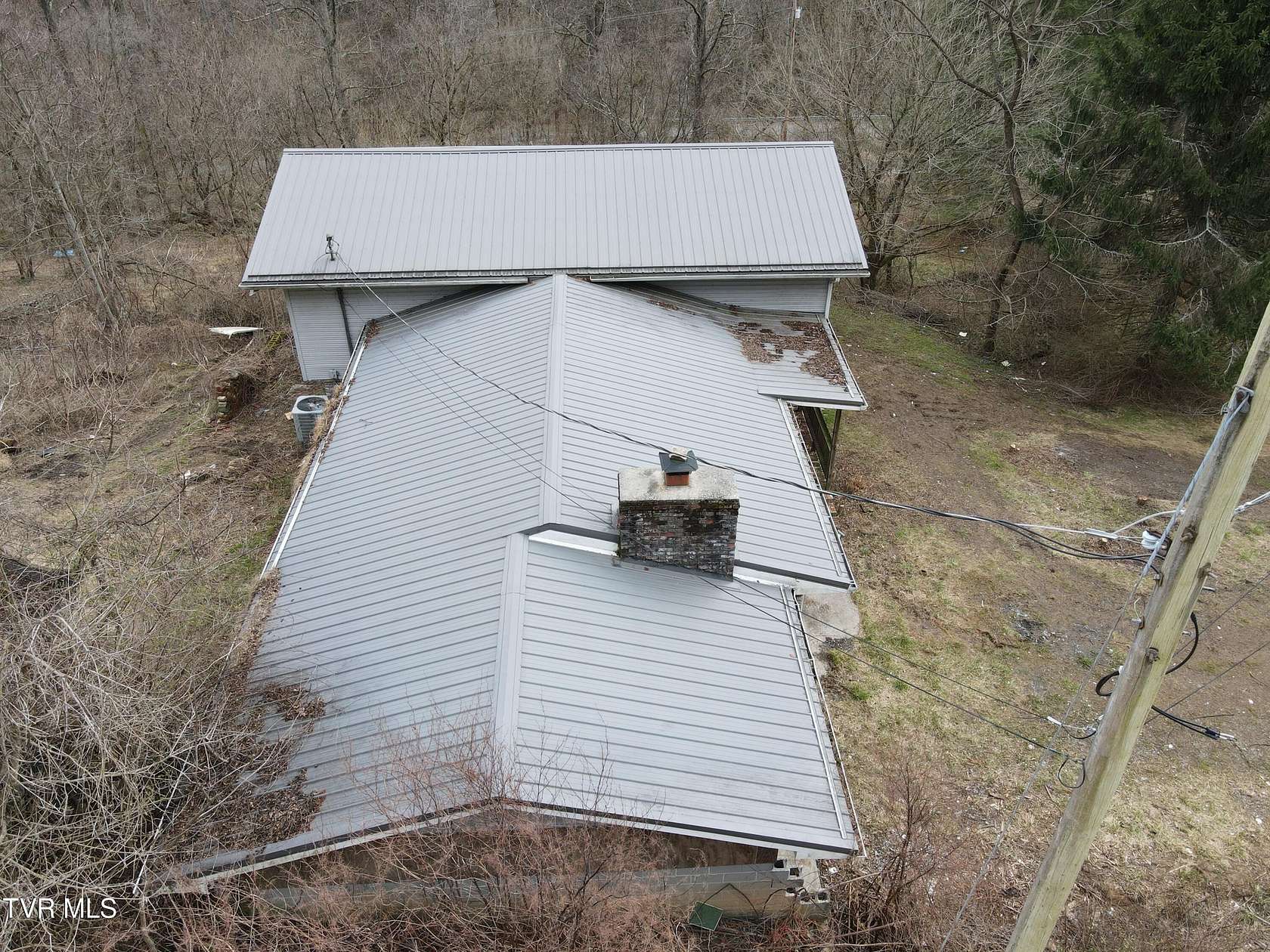 8 Acres of Land with Home for Sale in Jonesville, Virginia