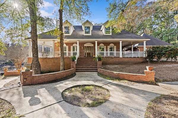 3.24 Acres of Residential Land with Home for Sale in Dothan, Alabama