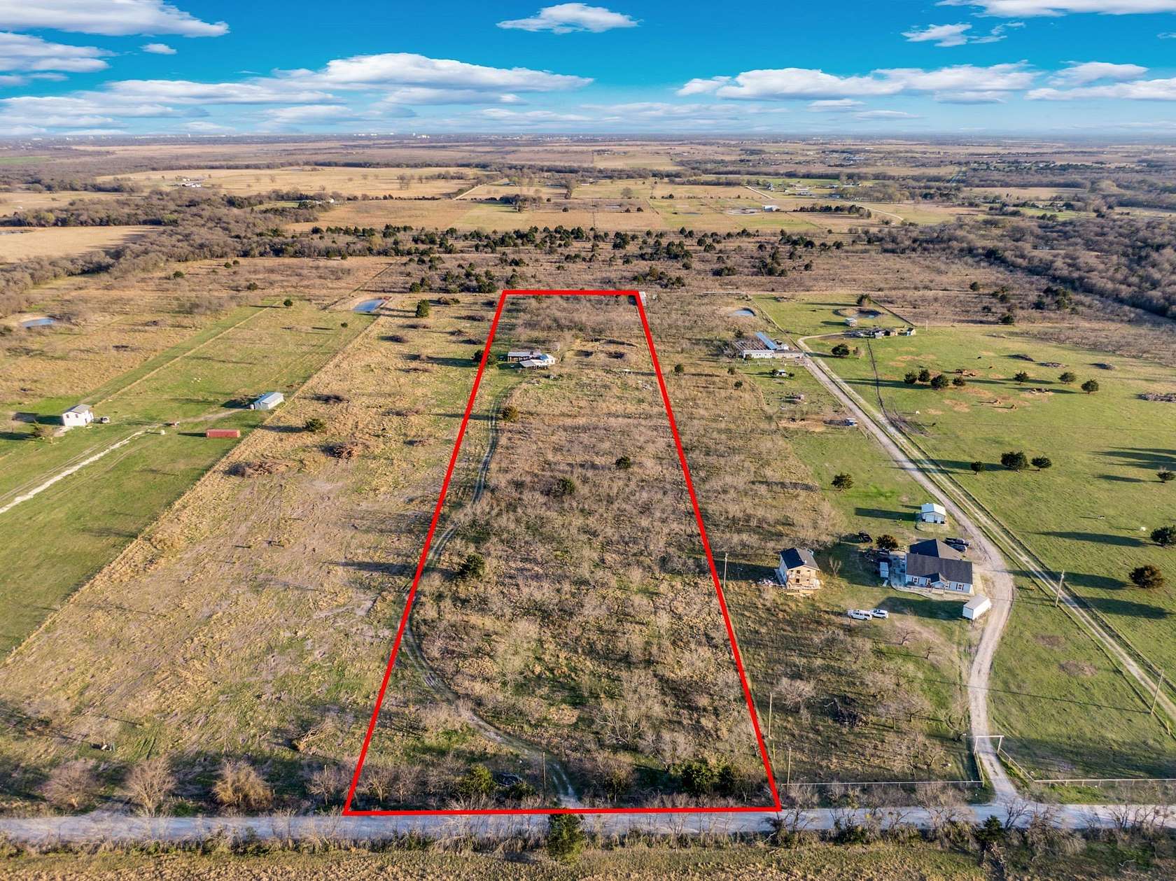 10.1 Acres of Land for Sale in Corsicana, Texas