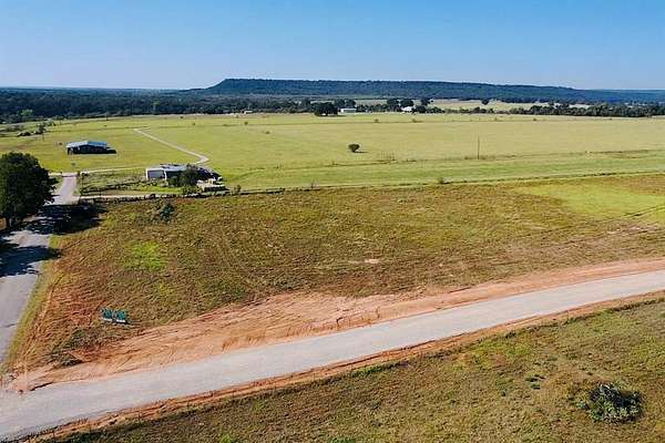 1.55 Acres of Residential Land for Sale in Mineral Wells, Texas