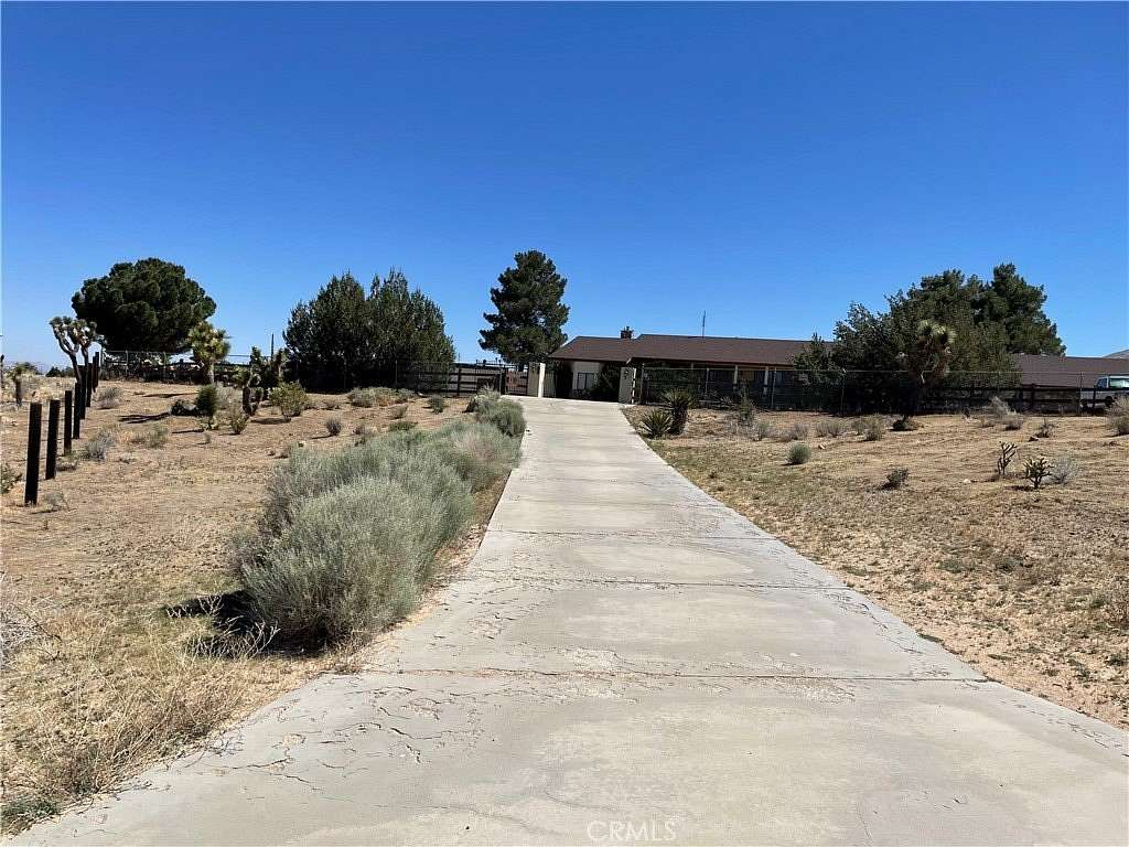 2 Acres of Residential Land with Home for Sale in Apple Valley, California