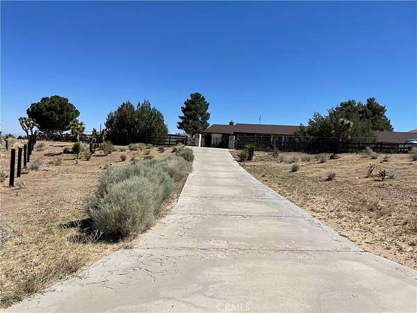 2 Acres of Residential Land with Home for Sale in Apple Valley, California