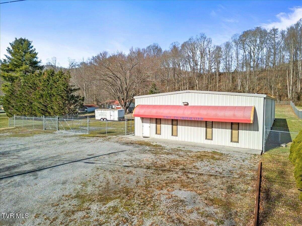 1.75 Acres of Improved Mixed-Use Land for Sale in Elizabethton, Tennessee