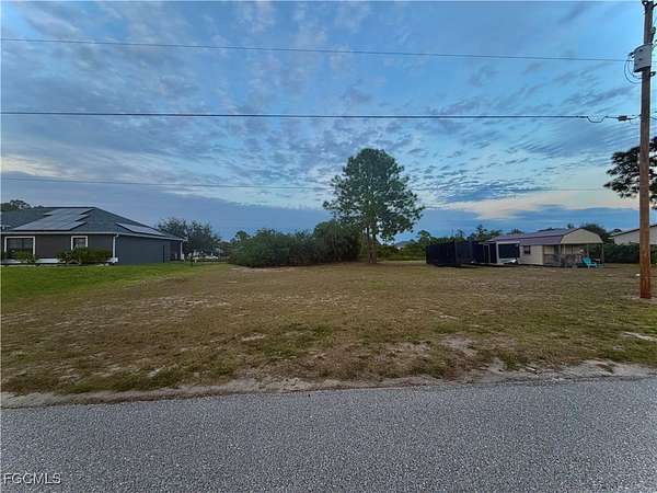 0.25 Acres of Residential Land for Sale in Lehigh Acres, Florida