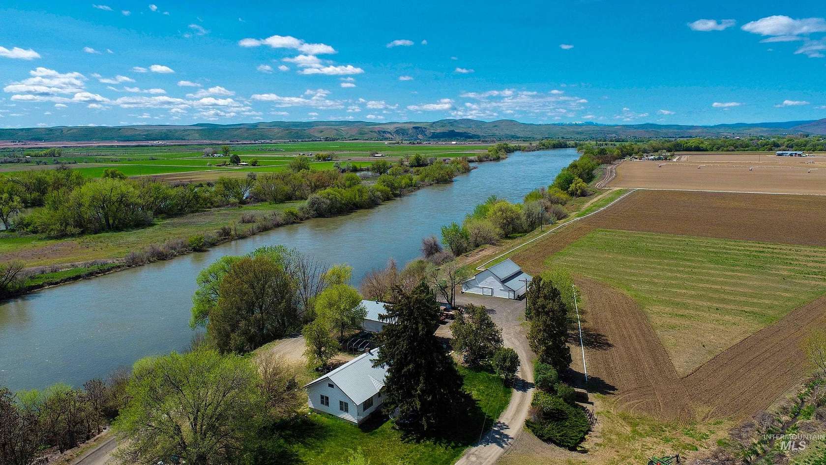 26.4 Acres of Agricultural Land with Home for Sale in Weiser, Idaho