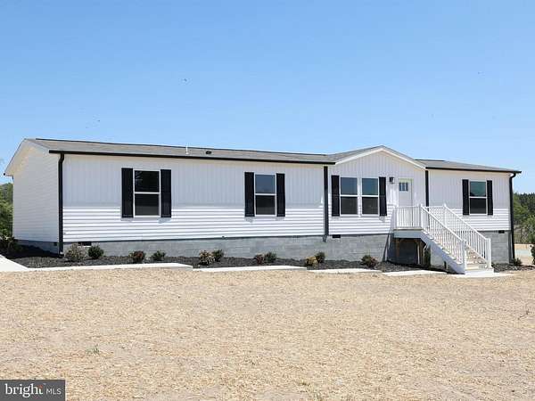 2.15 Acres of Land with Home for Sale in Mineral, Virginia