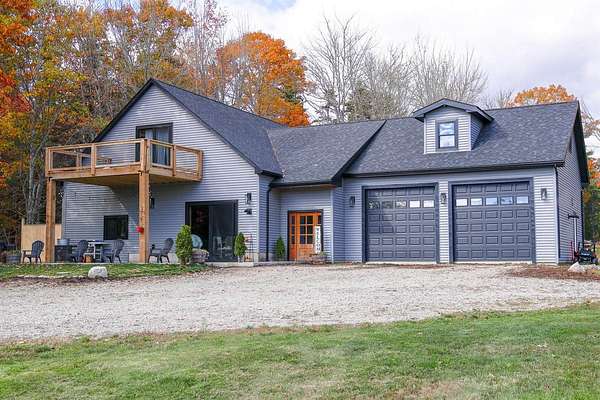 29 Acres of Land with Home for Sale in Surry, Maine