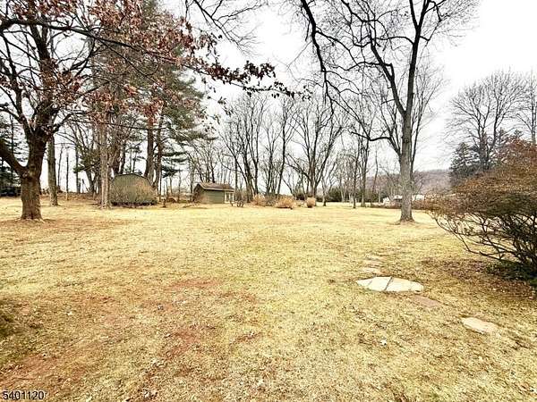 1.53 Acres of Residential Land with Home for Sale in Warren Township, New Jersey