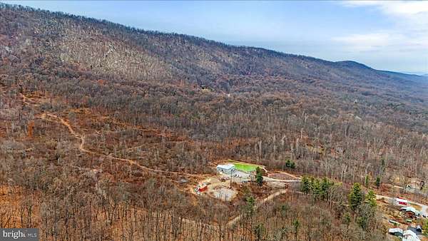 11.7 Acres of Recreational Land for Sale in Berkeley Springs, West Virginia