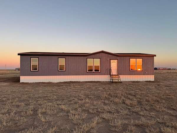 3.18 Acres of Residential Land with Home for Sale in Amarillo, Texas