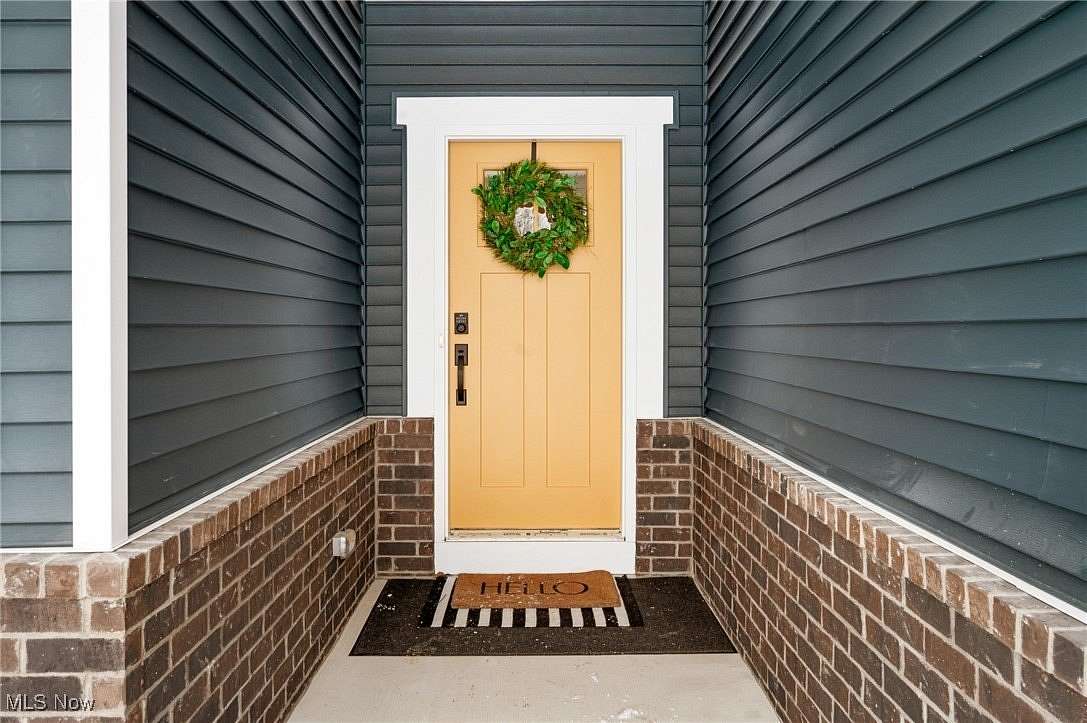 2 Acres of Residential Land with Home for Sale in Hinckley, Ohio