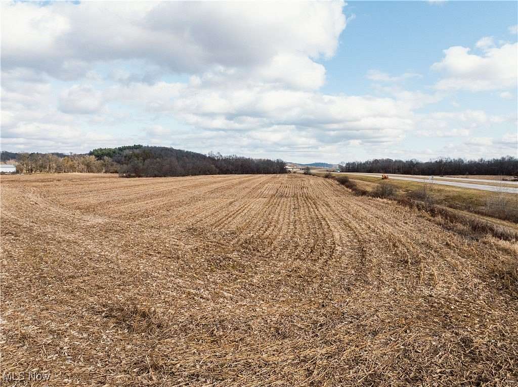 4.59 Acres of Commercial Land for Auction in Frazeysburg, Ohio