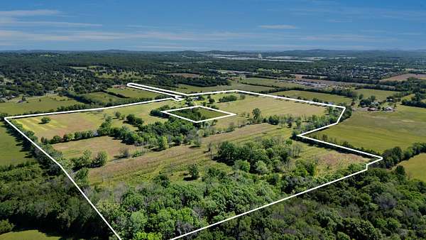 95 Acres of Improved Recreational Land for Sale in Mount Juliet, Tennessee
