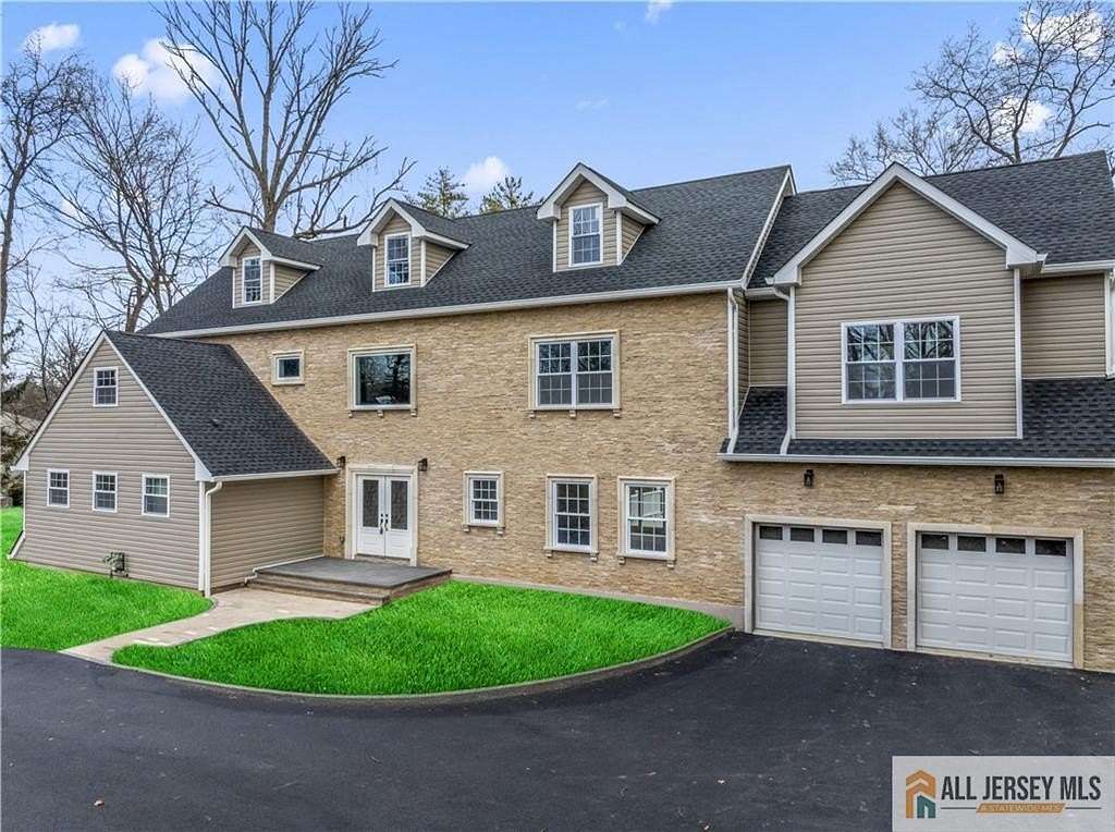 1.62 Acres of Residential Land with Home for Sale in Warren Township, New Jersey