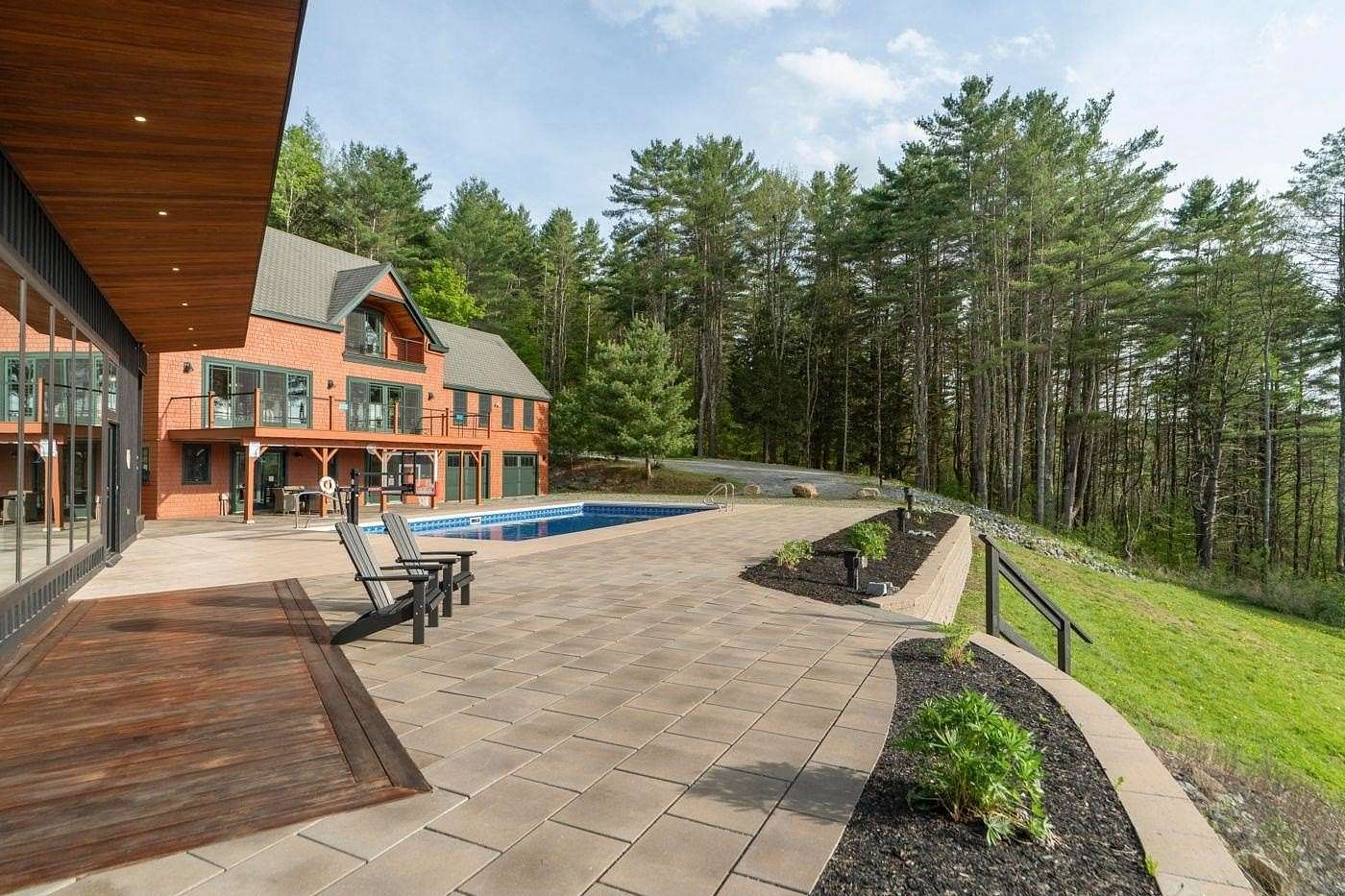2.37 Acres of Land with Home for Sale in Woodstock, Vermont
