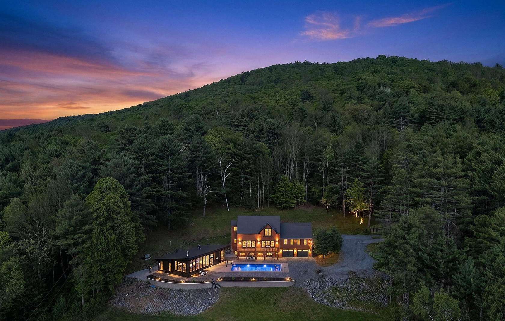 2.37 Acres of Land with Home for Sale in Woodstock, Vermont