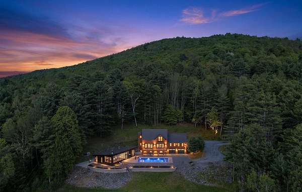 2.37 Acres of Land with Home for Sale in Woodstock, Vermont