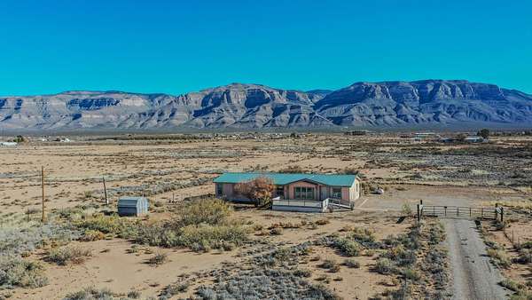 5.3 Acres of Residential Land with Home for Sale in Alamogordo, New Mexico