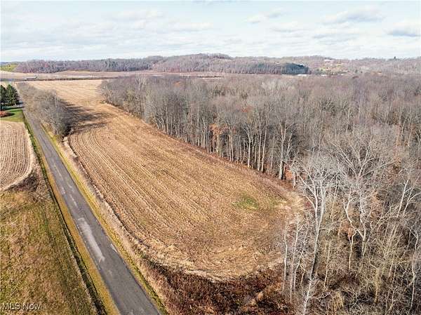 7 Acres of Land for Auction in Frazeysburg, Ohio