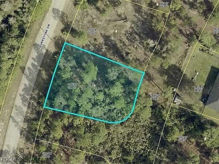 0.26 Acres of Land for Sale in Lehigh Acres, Florida