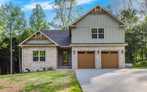 1.5 Acres of Residential Land with Home for Sale in Cumberland Furnace, Tennessee