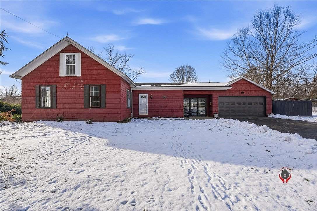 2.24 Acres of Residential Land with Home for Sale in Wilmington Township, Pennsylvania